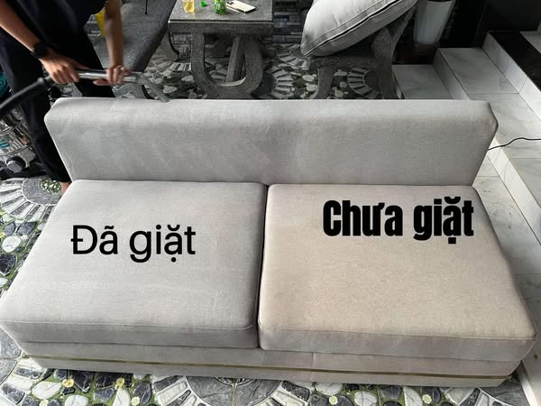 Giặt ghế sofa là phương pháp hiệu quả nhất giúp sofa hết mùi hôi, mốc