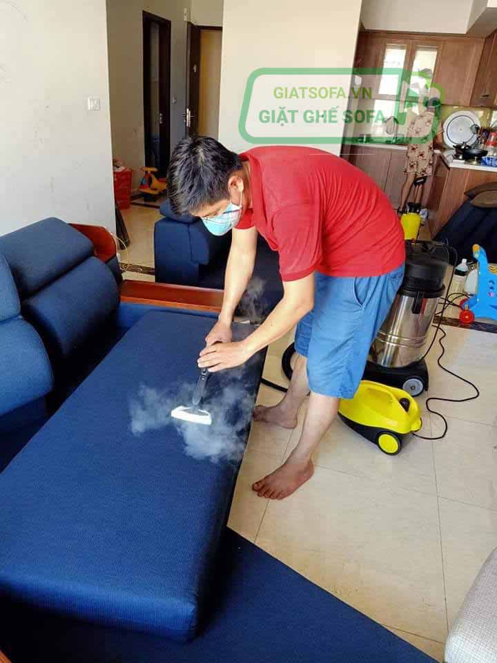 Hà Nội Clean cung cấp dịch vụ giặt ghế sofa giá rẻ