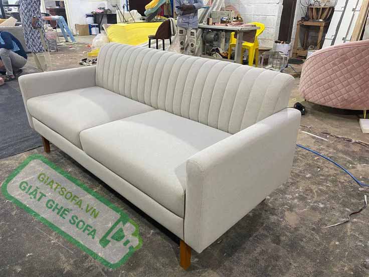 Không gian sạch nhận vệ sinh sofa tại nhà