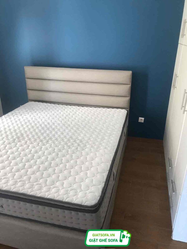 GiatSofa đơn vị giặt đệm tại nhà Đan Phượng