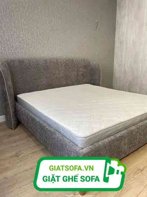 Vệ Sinh Minh Quân chuyên làm sạch đệm