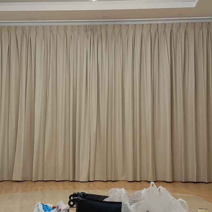 Dịch vụ giặt rèm Đống Đa GiatSofa