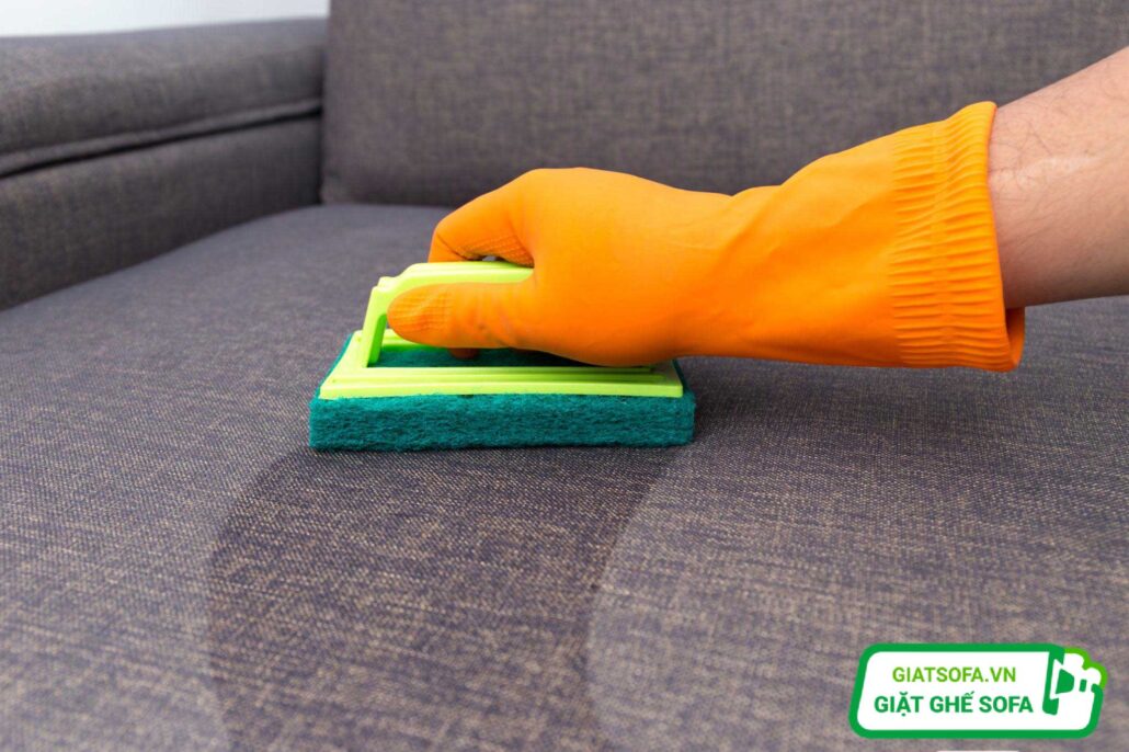 Vì sao nên học nghề giặt ghế sofa tại GiatSofa?