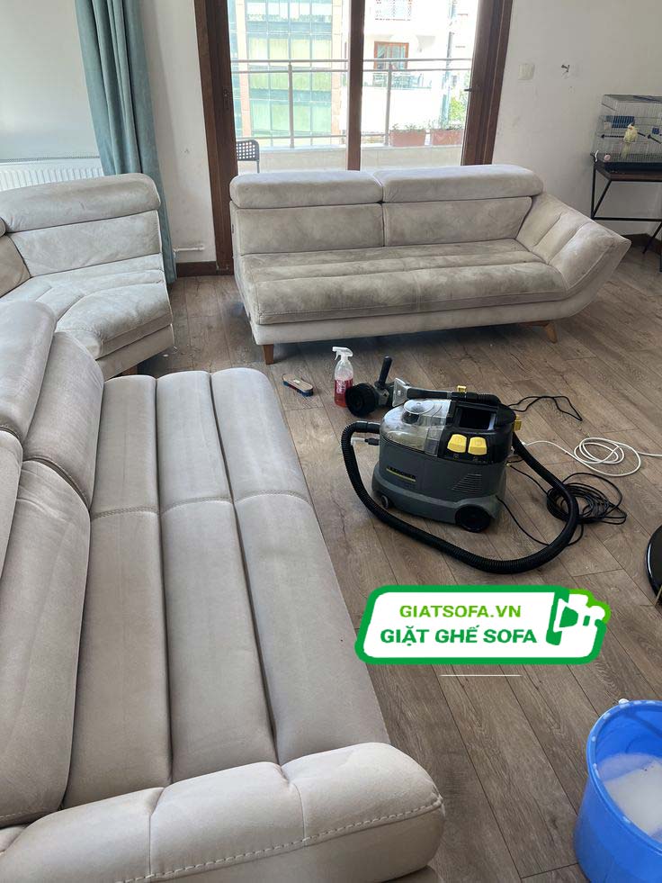 Quy trình giặt ghế sofa vinsmart city
